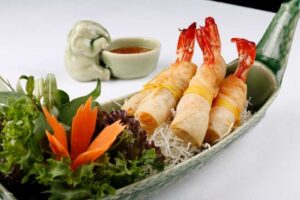 Shangri-La Hotel Bangkok: Thai Set Dinner At Salathip Thai Restaurant | Thailand
